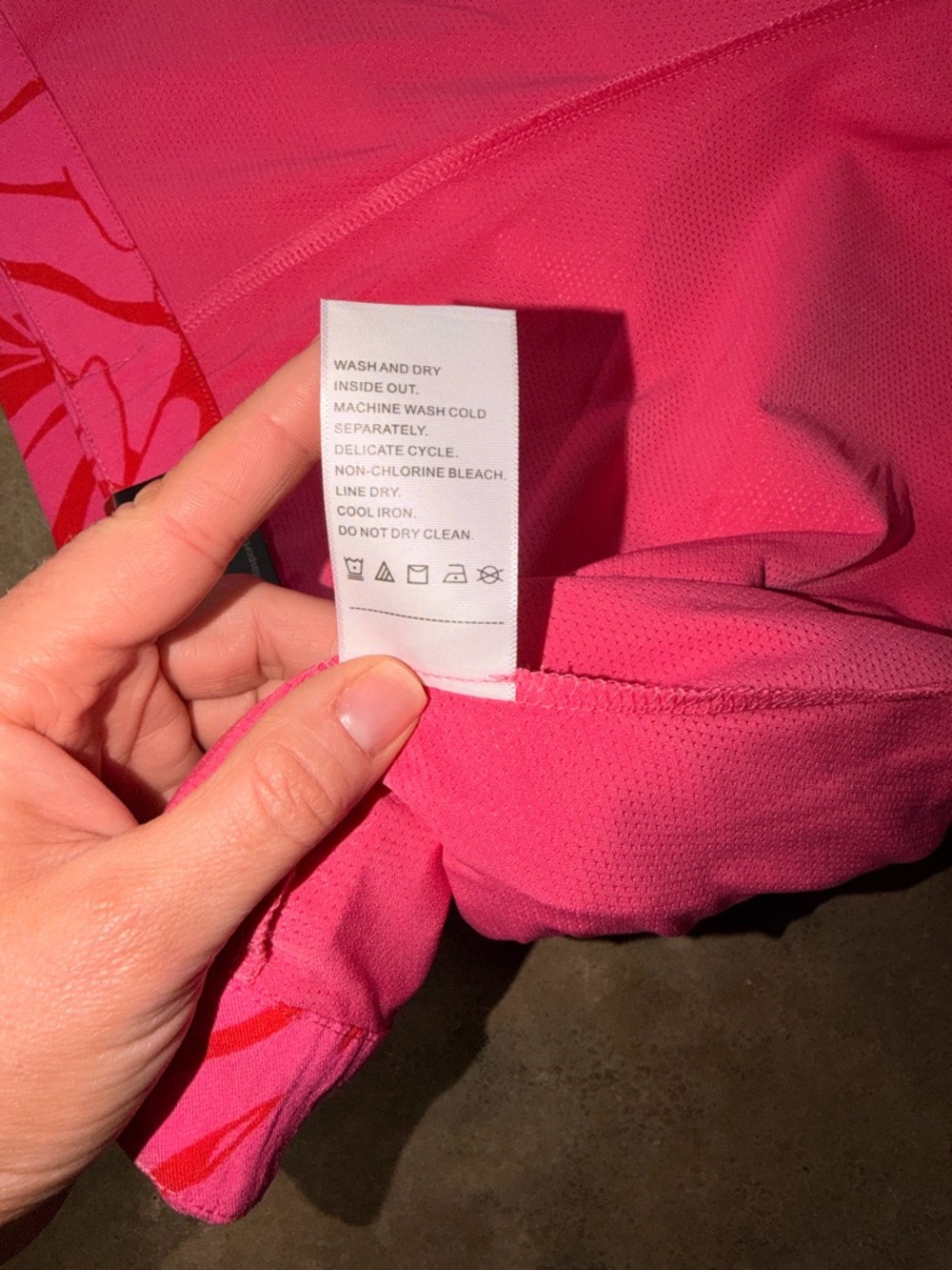 NWT - Rafaella Hot Pink with Red Tropical Skort - Size XL - Picture 10 of 10